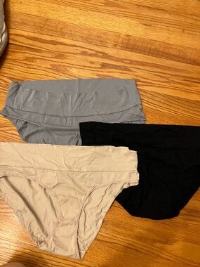 Motherhood Maternity ' Briefs 3-Pack in Black, Gray, and Cream
